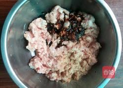 青萝卜猪肉饺子的做法图解1