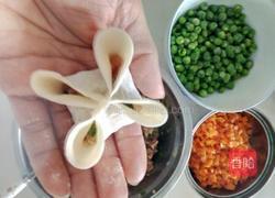 猪肉馅四色饺的做法图解7