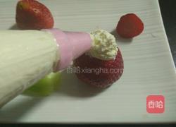 草莓圣诞老人的做法图解8