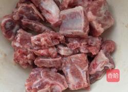 淮山排骨汤的做法图解1