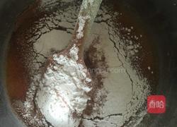 6寸可可戚风蛋糕的做法图解4