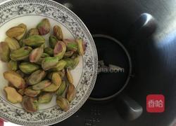 坚果豆浆的做法图解2