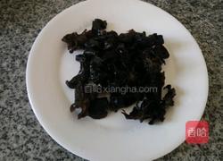 芸豆丝炒木耳的做法图解4