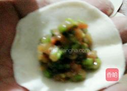 小熊煎锅芹菜鲜肉煎饺的做法图解5