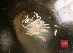 金针蘑炒肉丝的做法图解4