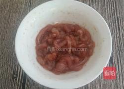 芹菜香干炒肉丝的做法图解2