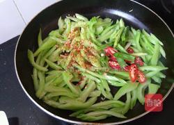 辣炒芥菜梗的做法图解6