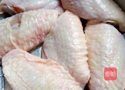 蒜香鸡中翅的做法图解1