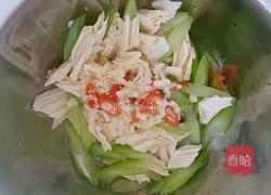 爽口芹菜拌腐竹的做法图解8