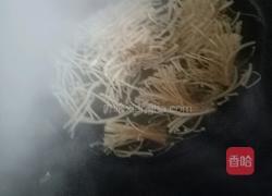 木耳肉丝汤的做法图解2