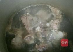 骨头莲藕汤的做法图解3