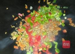 三色鸡蛋炒饭的做法图解7