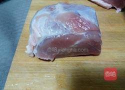 肉丝蒜黄的做法图解1