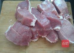 酱油腌肉的做法图解1