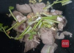 萝卜玉米排骨汤的做法图解6