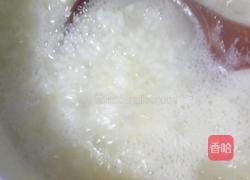 梨汁米粥的做法图解3