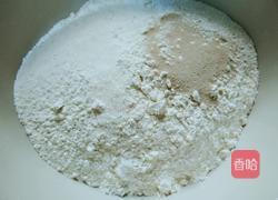 教你如何和发面的做法图解1