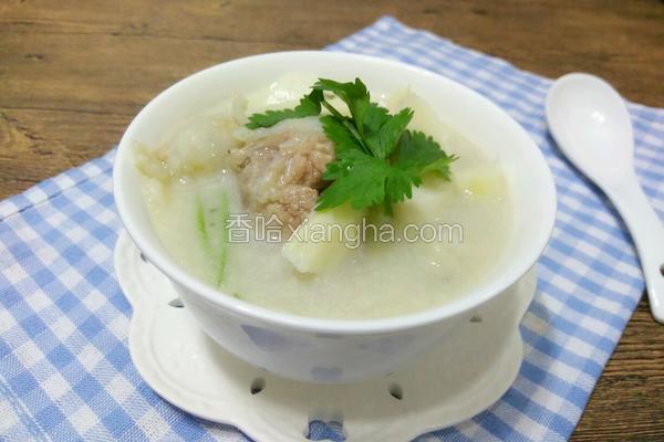 鱼皮饺山药骨头汤