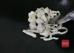 鱼皮饺山药骨头汤的做法图解3