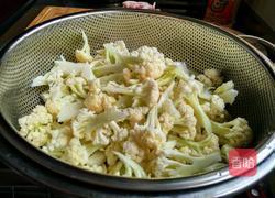 干煸菜花的做法图解2