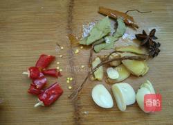 卤煮猪尾巴的做法图解3