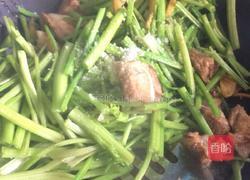 猪软骨芹菜的做法图解8
