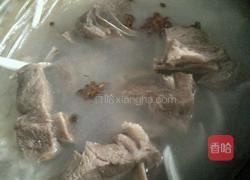 酸菜排骨炖粉条的做法图解6