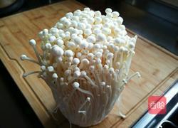 金针菇炒肉丝的做法图解1