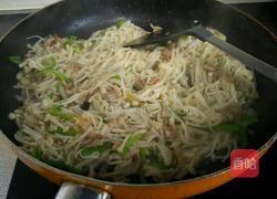 金针菇炒肉丝的做法图解12