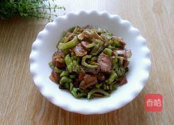 芥菜叶茎炒咸肉的做法图解9