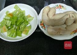 尖椒溜肥肠的做法图解1