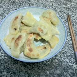 煎饺(电饼铛版)的做法[图]