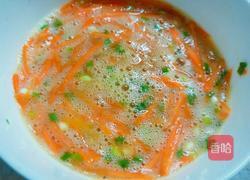 胡萝卜丝鸡蛋饼的做法图解4