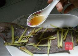 蒸龙利鱼的做法图解3