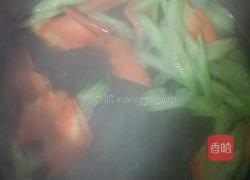 凉拌杏仁的做法图解2