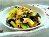 芹菜木耳炒肉的做法[图]