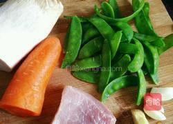 三色炒肉片的做法图解1