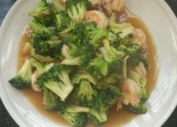 虾仁炒西兰花