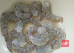 虾仁炒西兰花的做法图解1