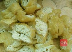 酸萝卜炒豆芽的做法图解3