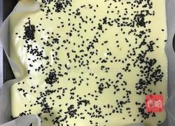 芝麻戚风的做法图解13