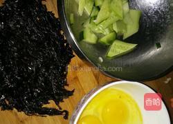 紫菜蛋花汤的做法图解2
