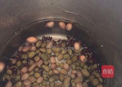 香浓花生红豆豆浆的做法图解5