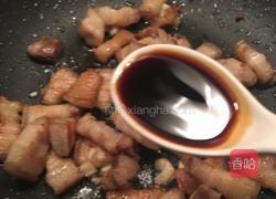 五花肉炒菜花的做法图解5