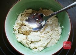 炸胡萝卜豆腐肉丸的做法图解2