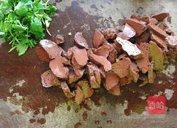 香辣猪血的做法图解1
