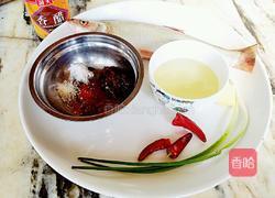 (香辣版)干烧大白鱼的做法图解1