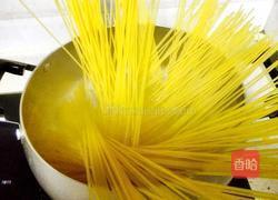 番茄意大利面的做法图解1