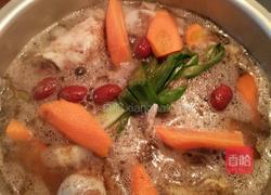 筒骨汤的做法图解3