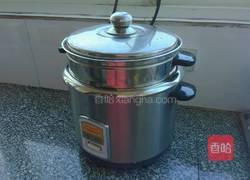 一分钟,帮你改造双层蒸锅的做法图解1